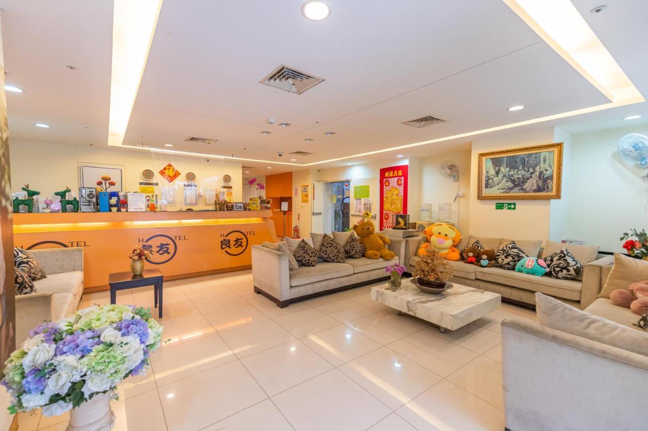 Yi Pin Business Hotel 타오위안 외부 사진