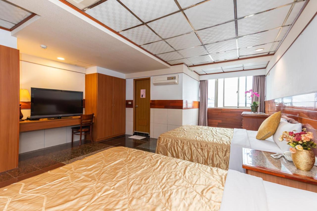 Yi Pin Business Hotel 타오위안 외부 사진